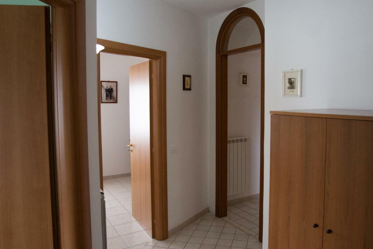 La Casa Del Gelso Fiorito Lejlighed Eboli Eksteriør billede