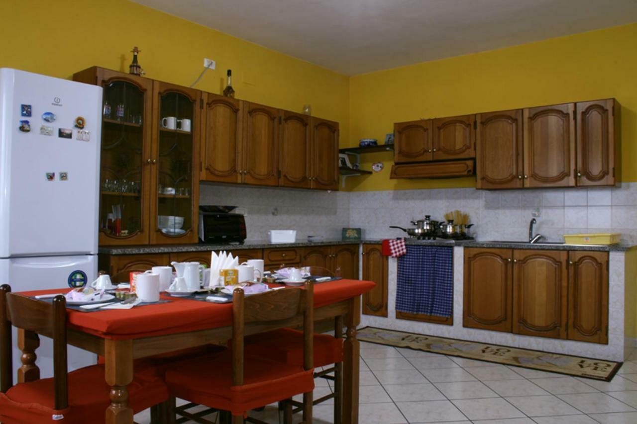 La Casa Del Gelso Fiorito Lejlighed Eboli Eksteriør billede